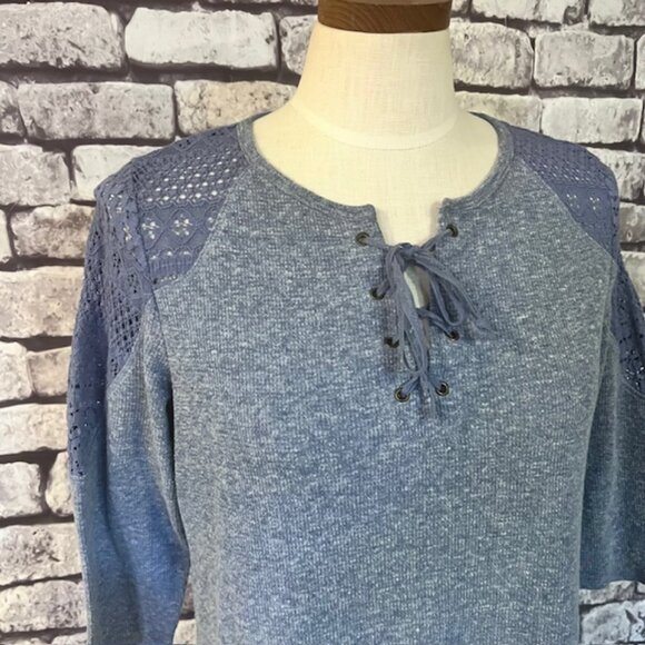 Chico's Zenergy Blue 3/4 Sleeve Blouse Size M - Picture 2 of 9